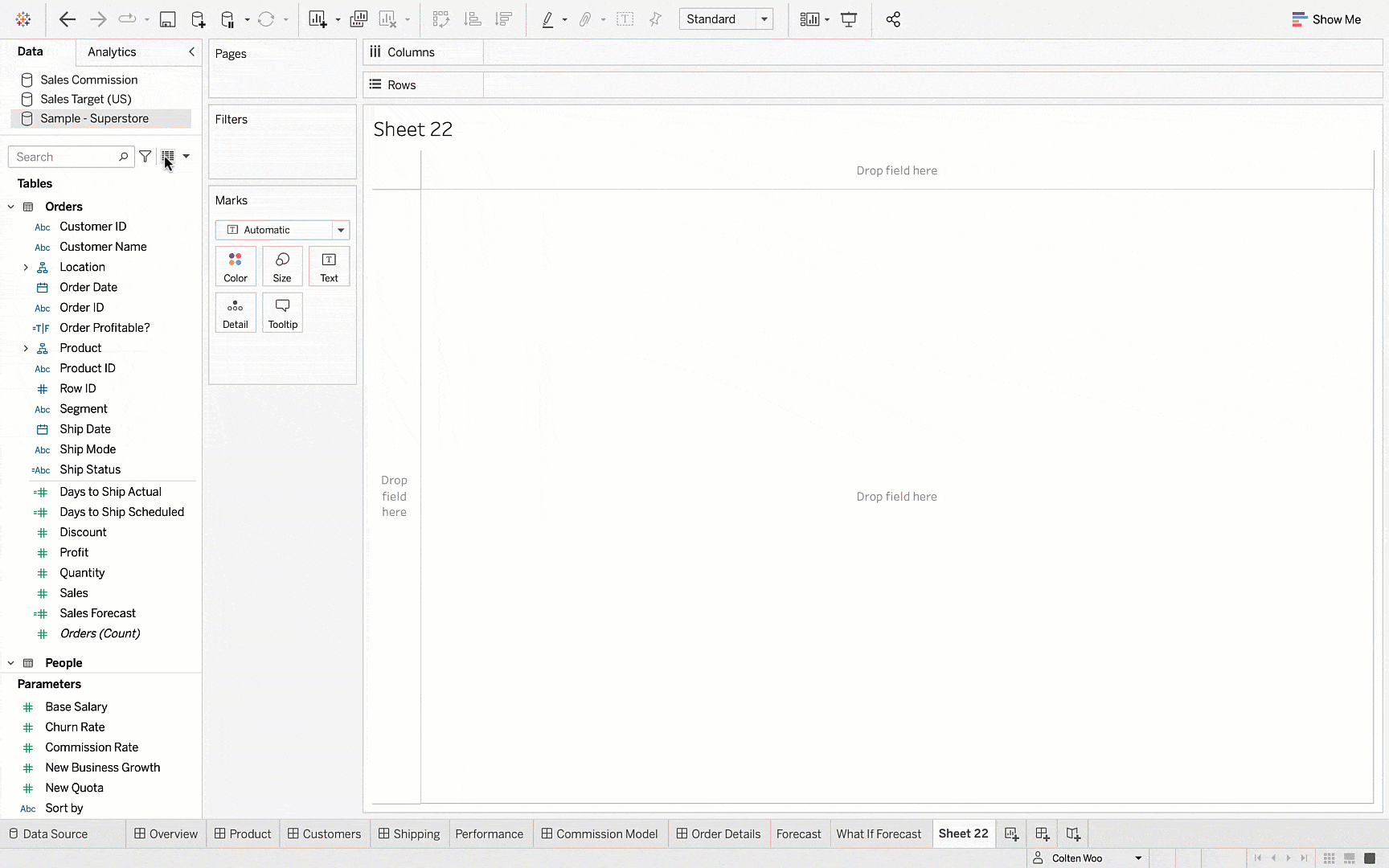 Animated GIF of the View Underlying Data interface in Tableau, showing a user customizing, arranging, and sorting the fields that are displayed in the pane.