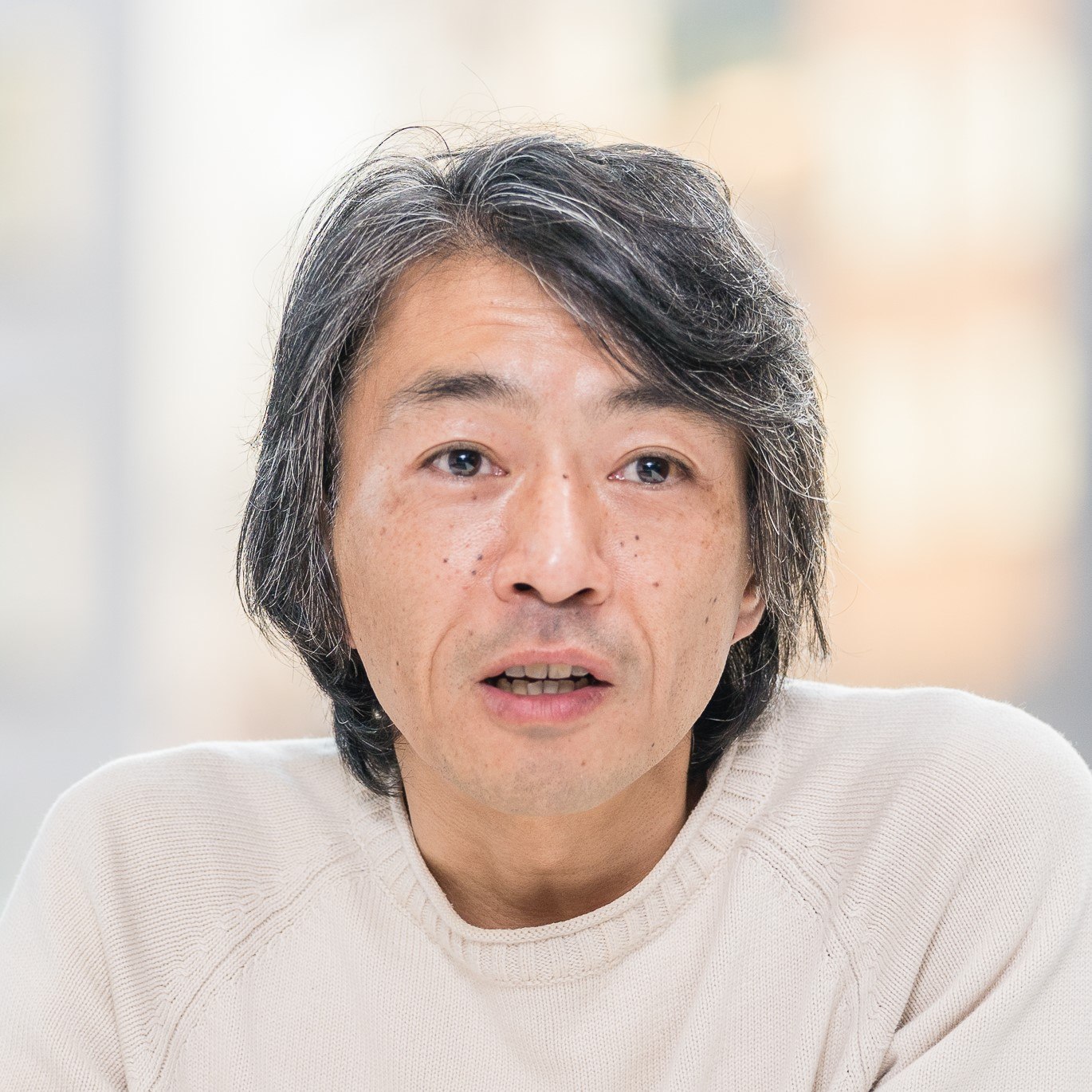 吉田 周作 氏